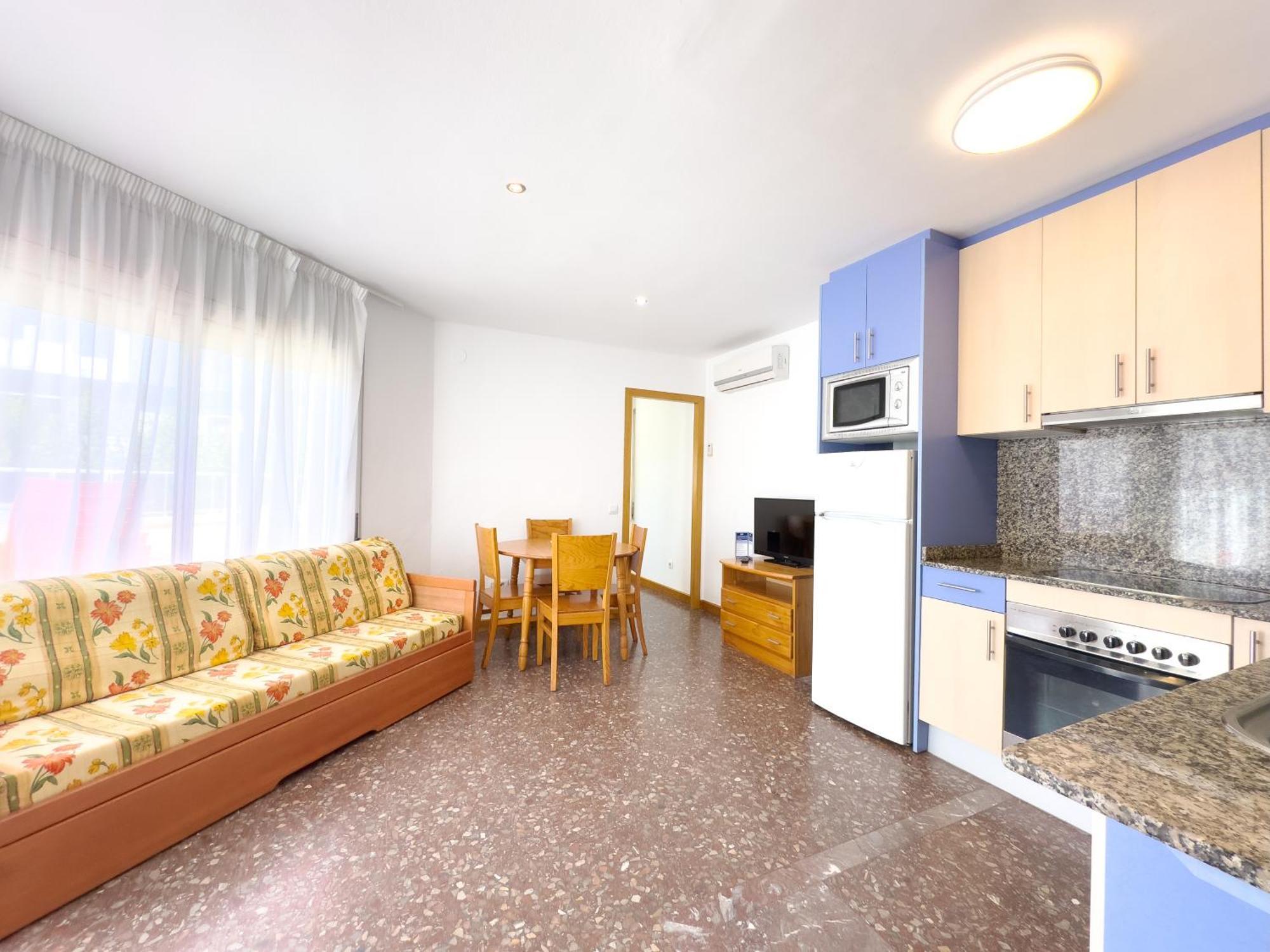 Rentalmar Atlantida Atico * Salou